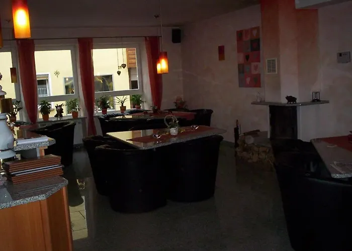 게스트하우스 Zum Belzenikel 2*