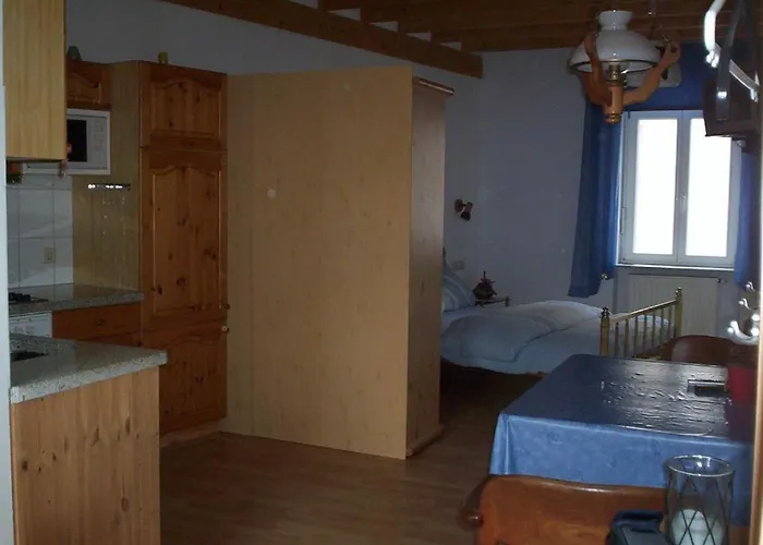 게스트하우스 Zum Belzenikel 2*